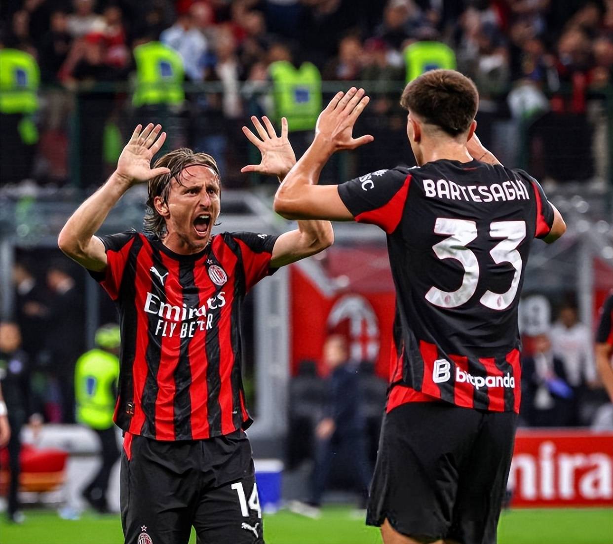 场均17+4+9！韦德为火箭队支招：追逐老将控卫，与双塔搭档太合适