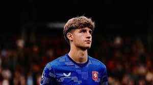 迪尼：谢什科在场上犹豫不决，他从来都和队友不在一个频道上